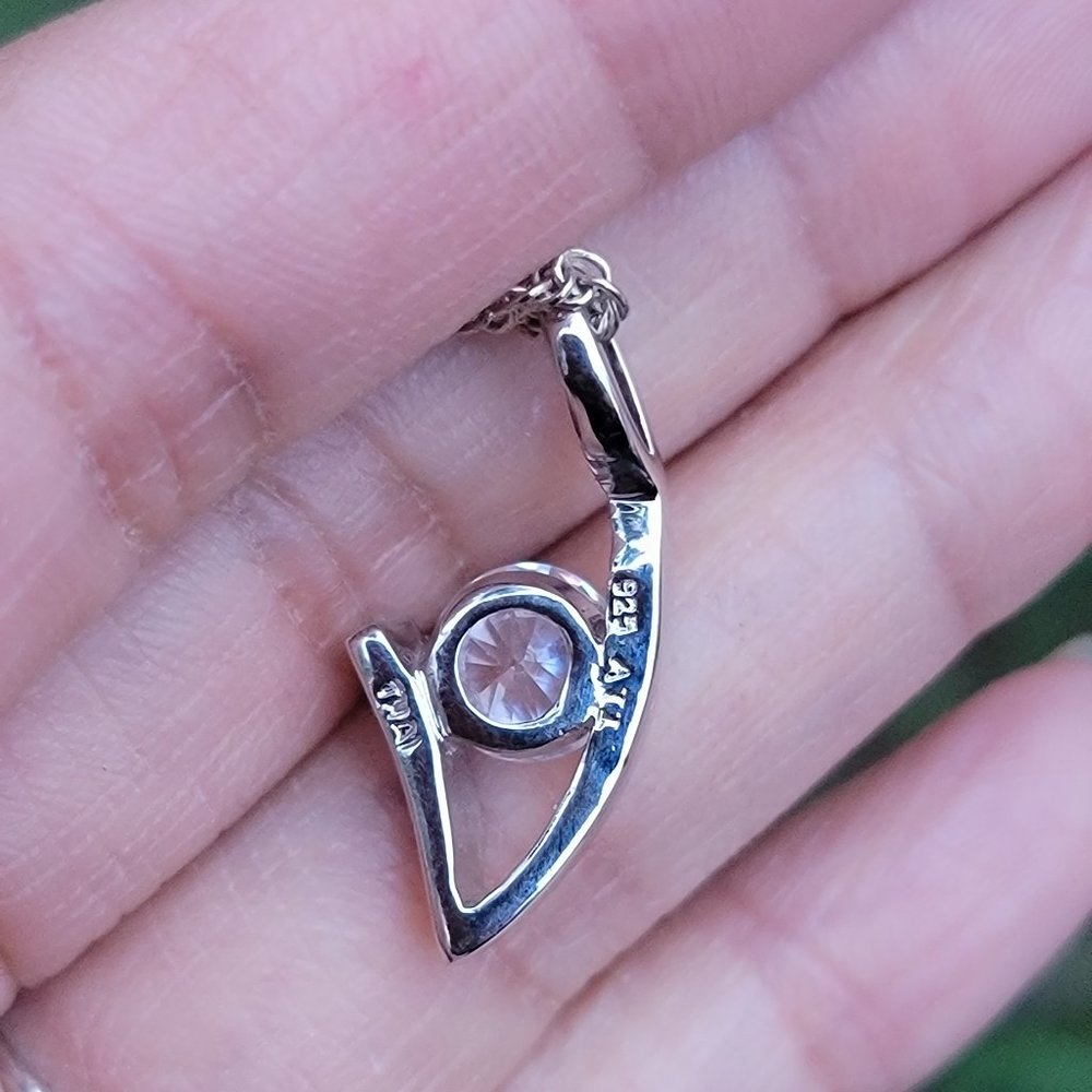 Solid 925 Sterling Silver Classy Elegant Modern D… - image 4